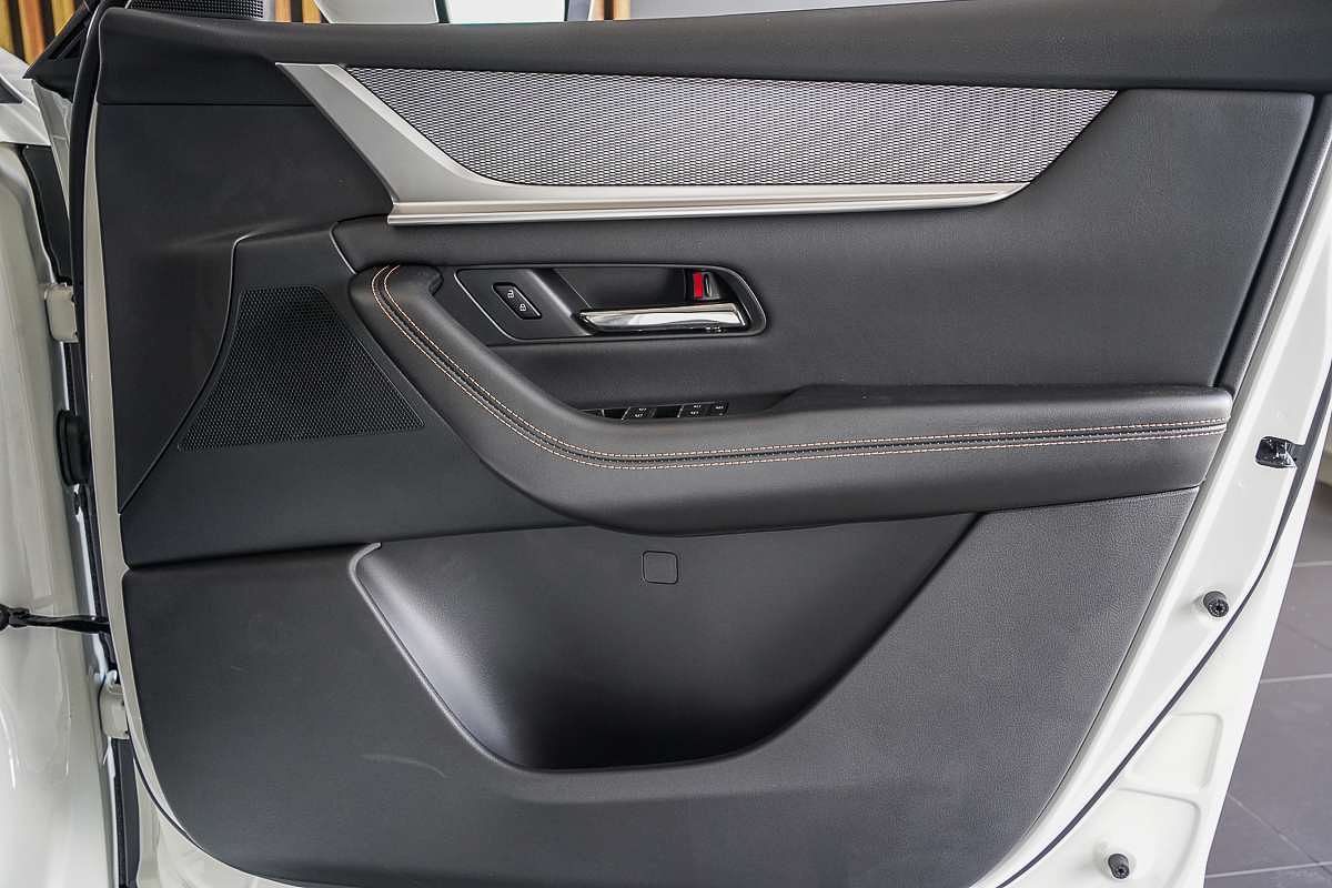 2025 Mazda CX-60 G25 Touring KH Series