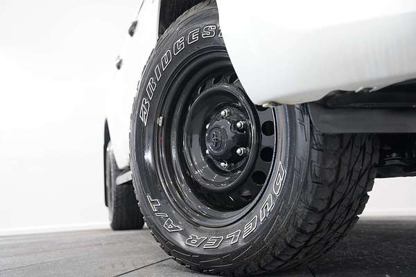 2020 Toyota Hilux SR GUN126R 4X4