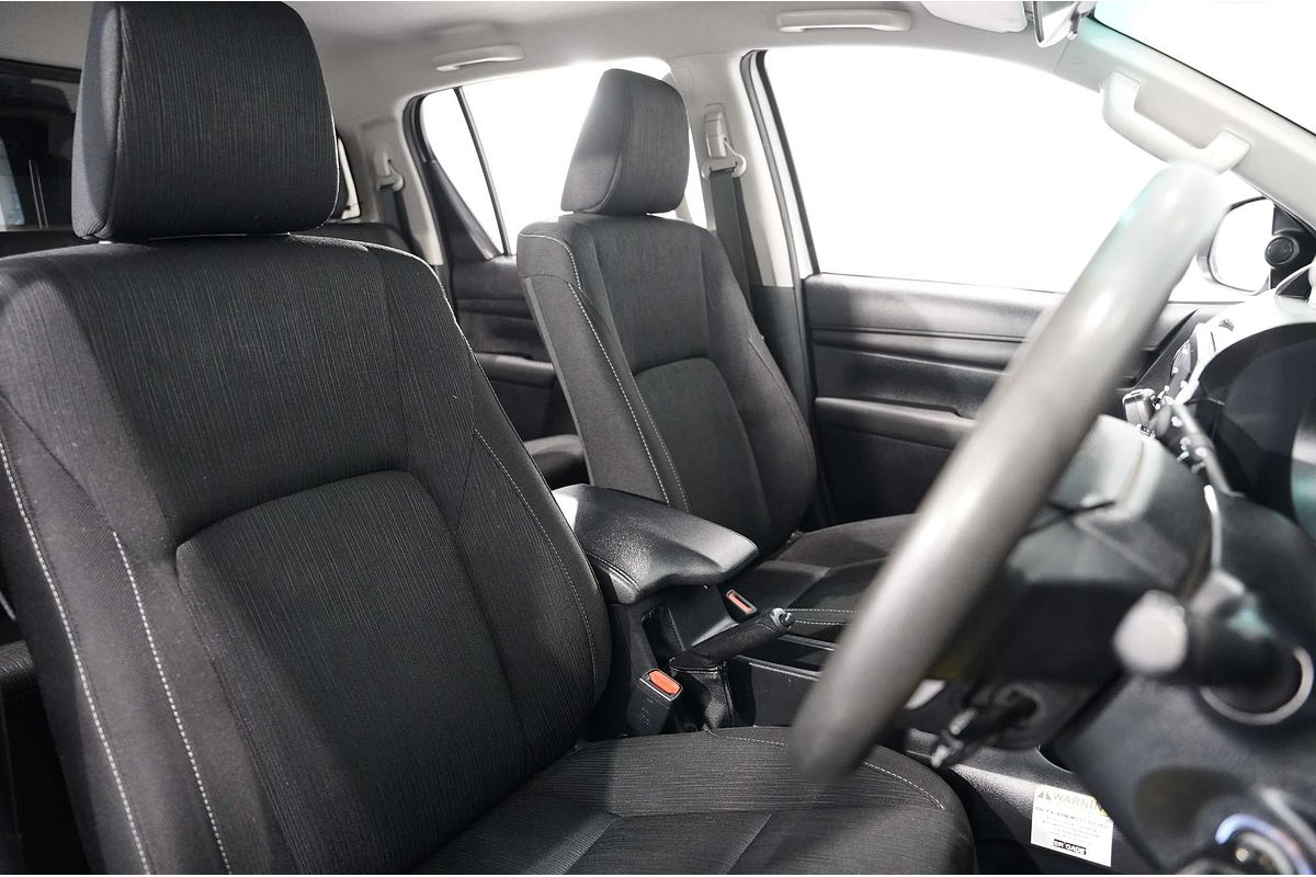 2020 Toyota Hilux SR GUN126R 4X4