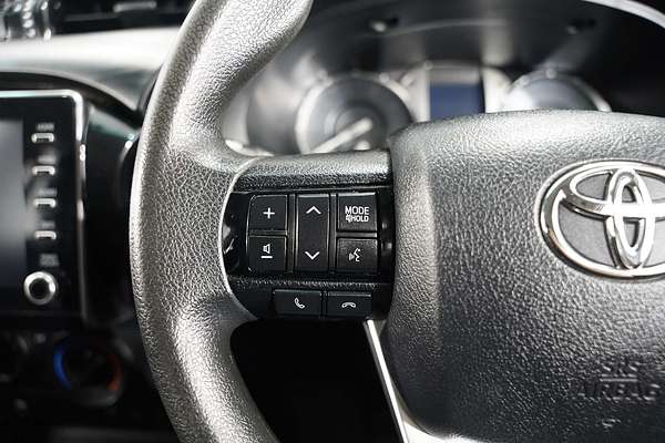 2020 Toyota Hilux SR GUN126R 4X4