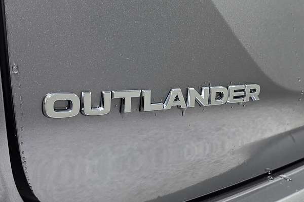 2021 Mitsubishi Outlander LS ZM