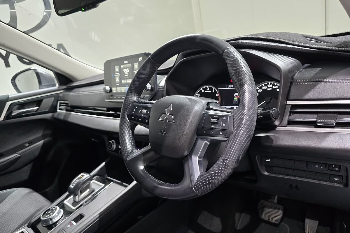 2021 Mitsubishi Outlander LS ZM