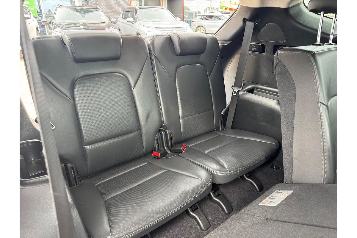 2017 Hyundai Santa Fe Active X DM3 Series II