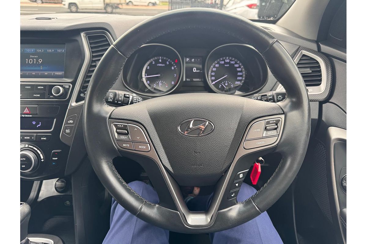 2017 Hyundai Santa Fe Active X DM3 Series II