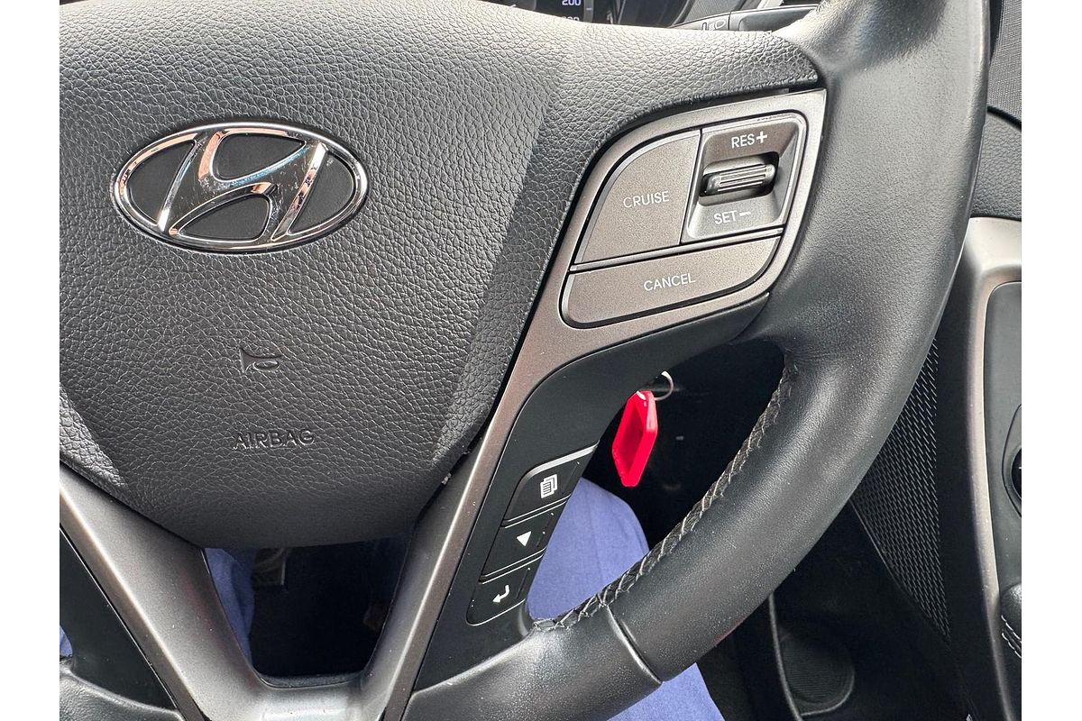 2017 Hyundai Santa Fe Active X DM3 Series II
