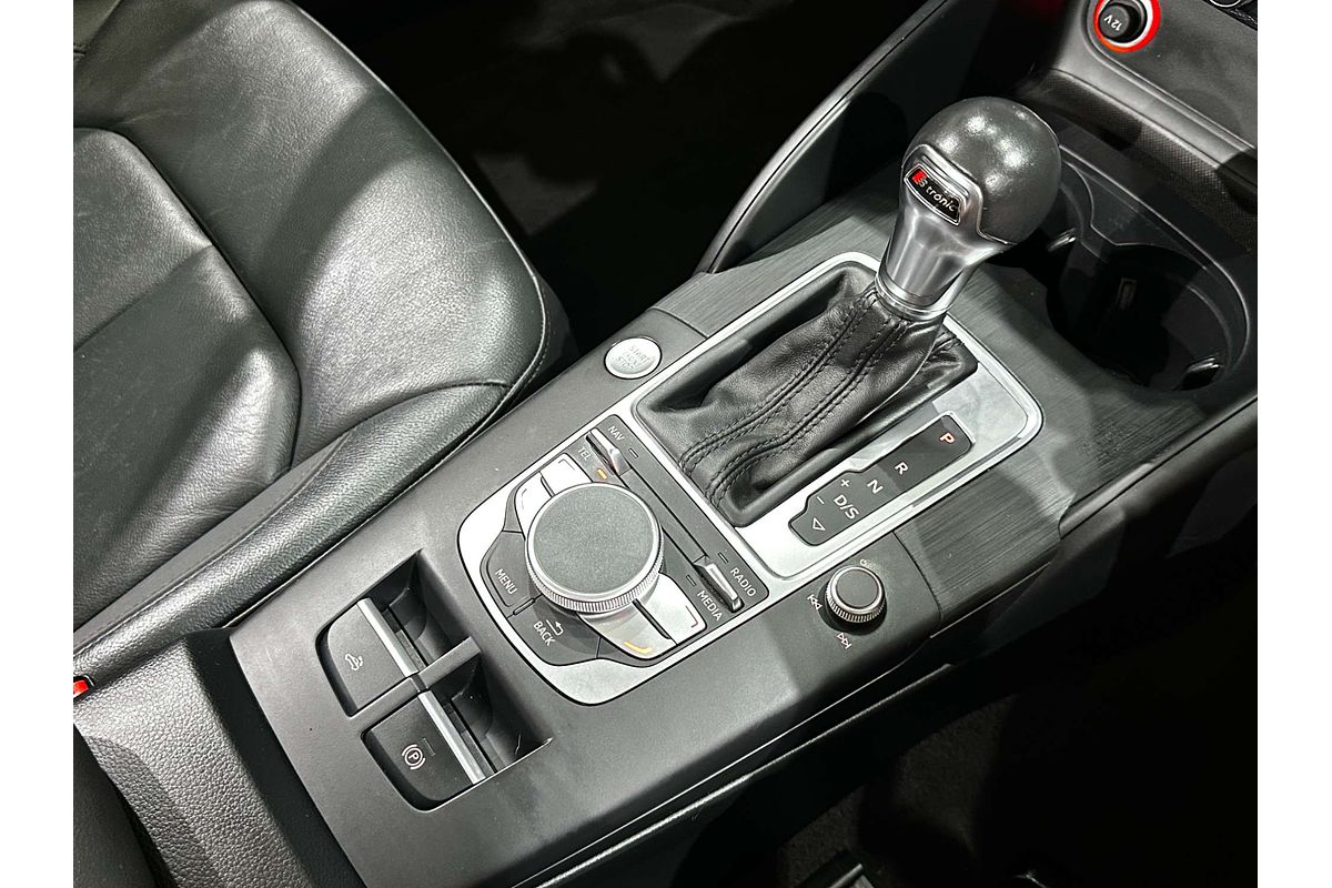 2015 Audi A3 Attraction 8V