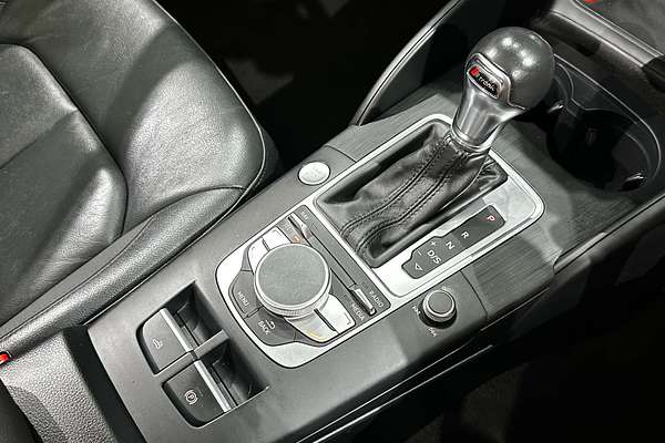 2015 Audi A3 Attraction 8V