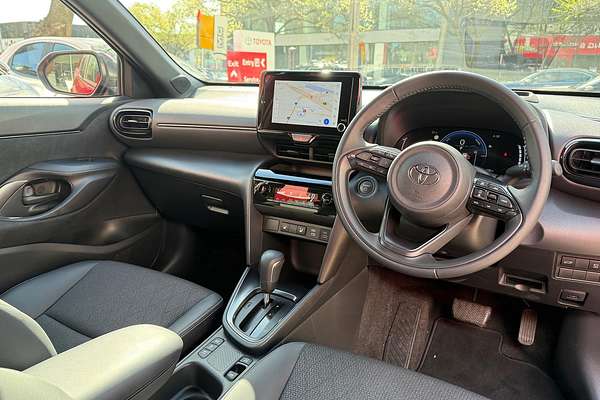 2024 Toyota Yaris Cross Urban MXPJ10R