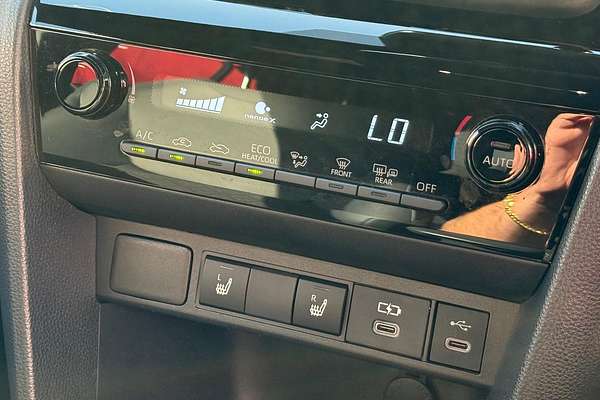 2024 Toyota Yaris Cross Urban MXPJ10R