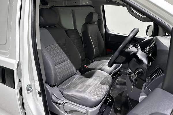 2021 Hyundai iLoad  TQ4