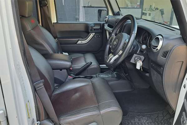 2013 Jeep Wrangler RUBICON 10th ANNIVERSARY (4x4) JK MY13