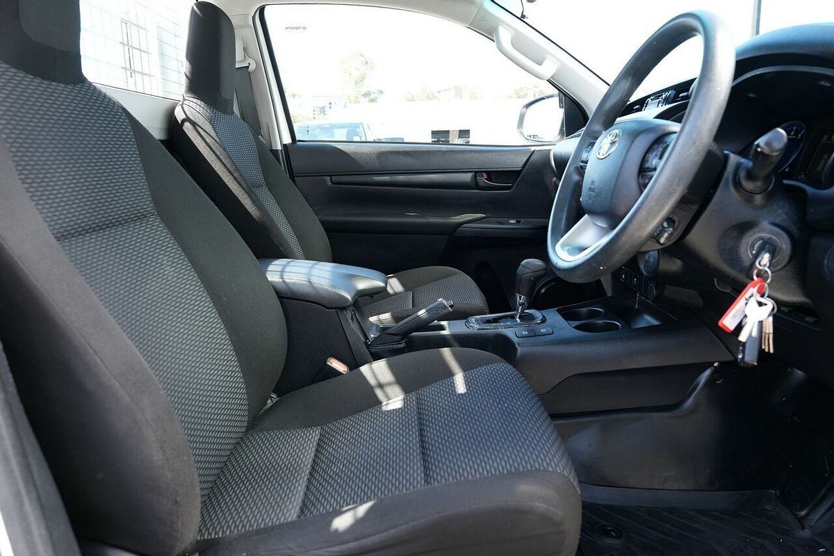 2020 Toyota Hilux Workmate TGN121R Rear Wheel Drive