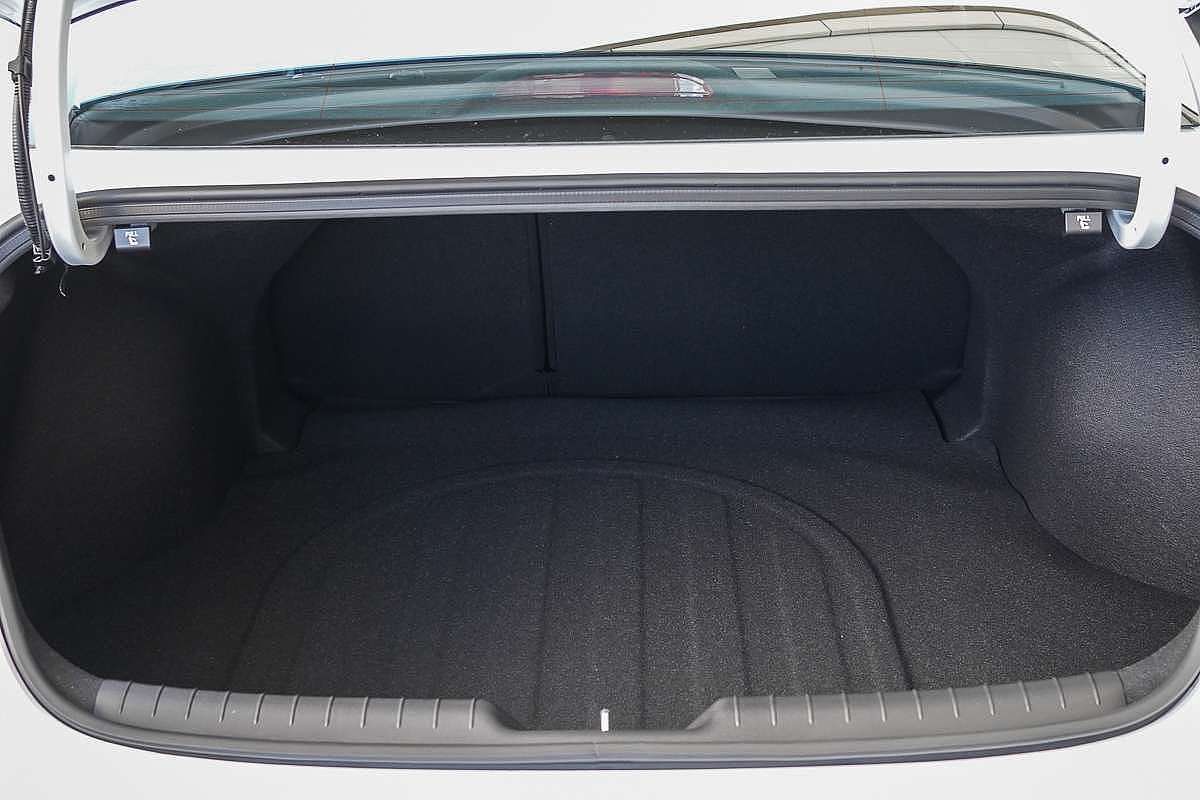 2025 Hyundai i30 Hybrid CN7.V2