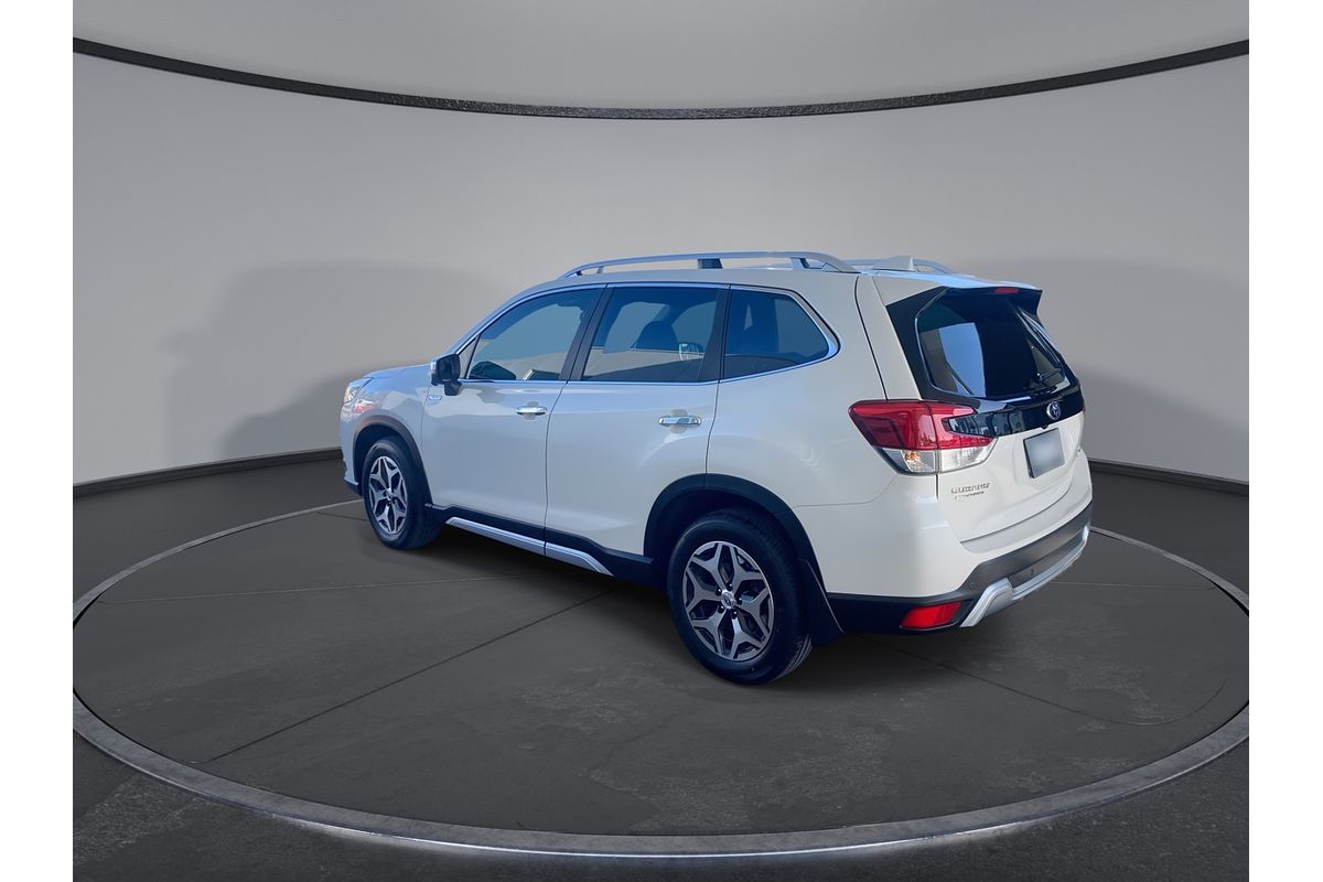 2022 Subaru Forester Hybrid L S5