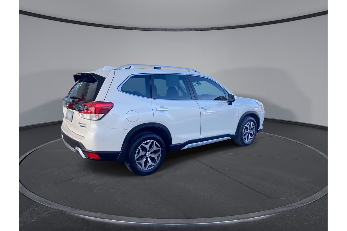 2022 Subaru Forester Hybrid L S5