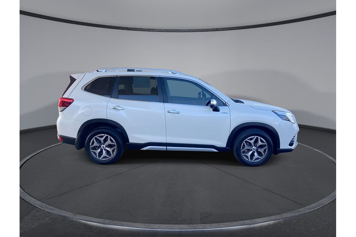 2022 Subaru Forester Hybrid L S5