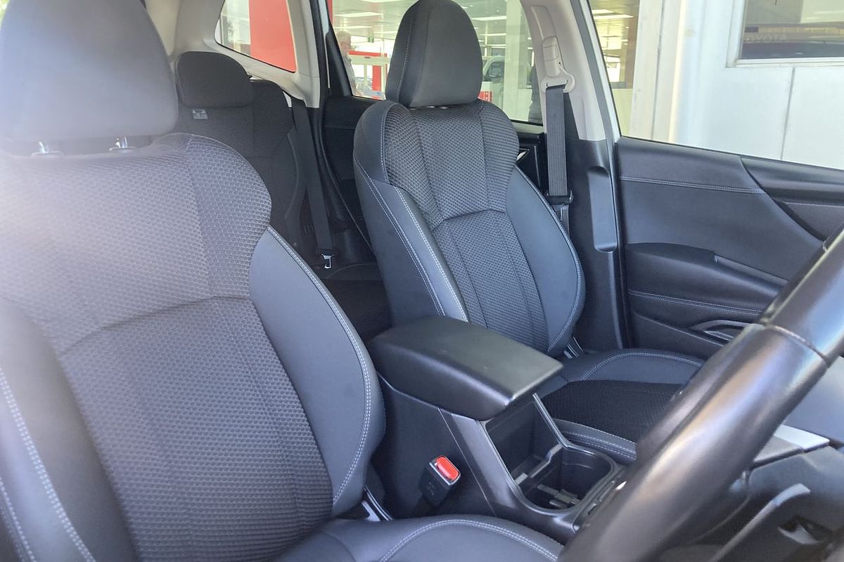 2022 Subaru Forester Hybrid L S5