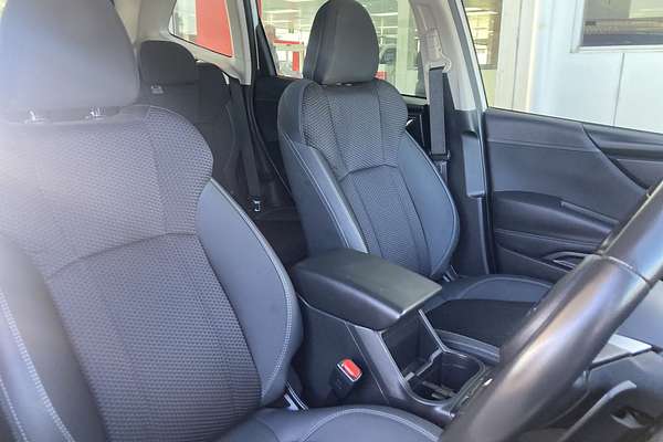2022 Subaru Forester Hybrid L S5