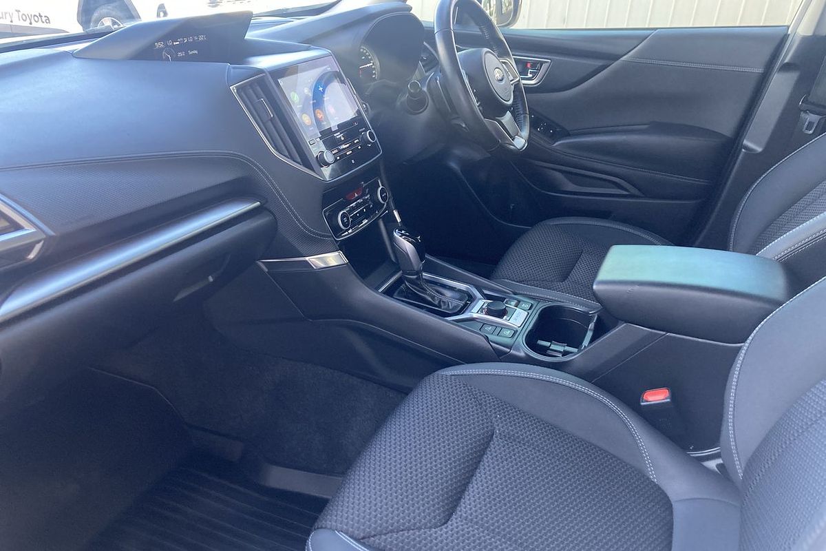 2022 Subaru Forester Hybrid L S5