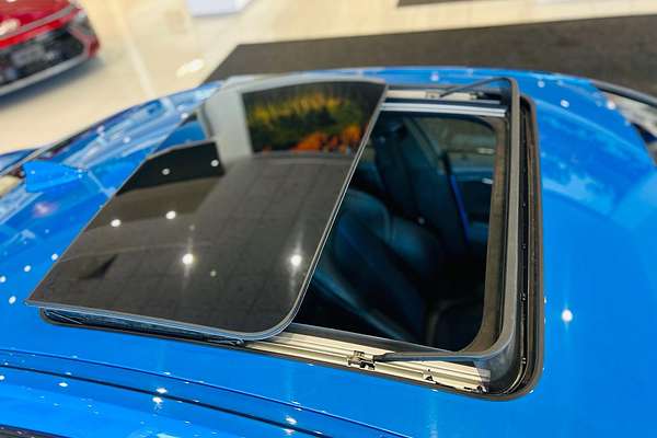 2023 BMW 2 Series 220i M Sport F44