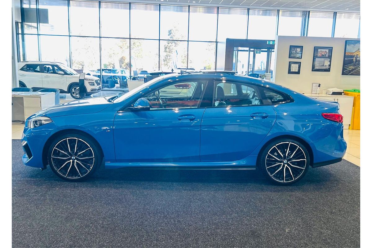 2023 BMW 2 Series 220i M Sport F44