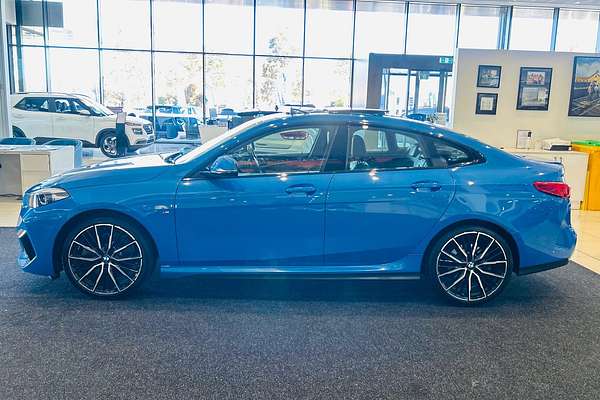 2023 BMW 2 Series 220i M Sport F44