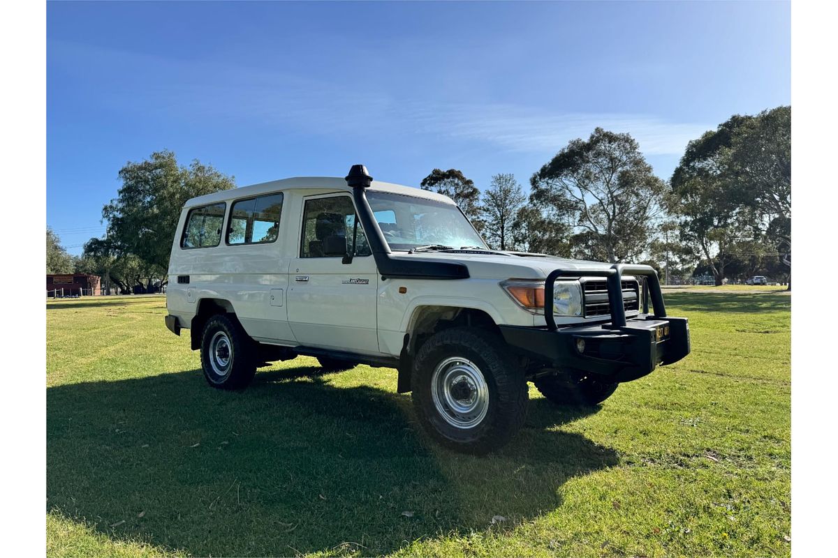 2013 Toyota Landcruiser WORKMATE (4x4) 11 SEAT VDJ78R MY12 UPDATE