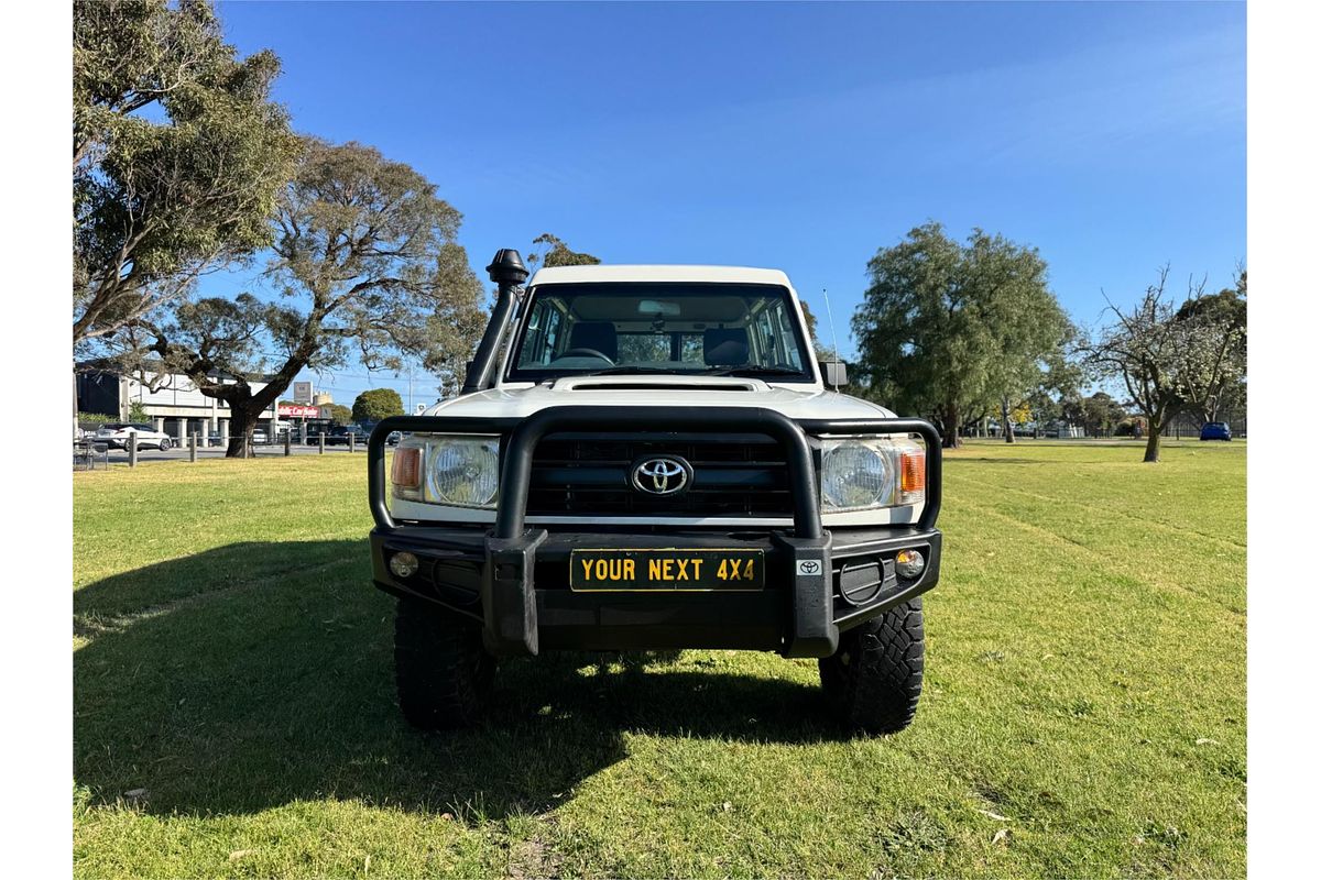2013 Toyota Landcruiser WORKMATE (4x4) 11 SEAT VDJ78R MY12 UPDATE