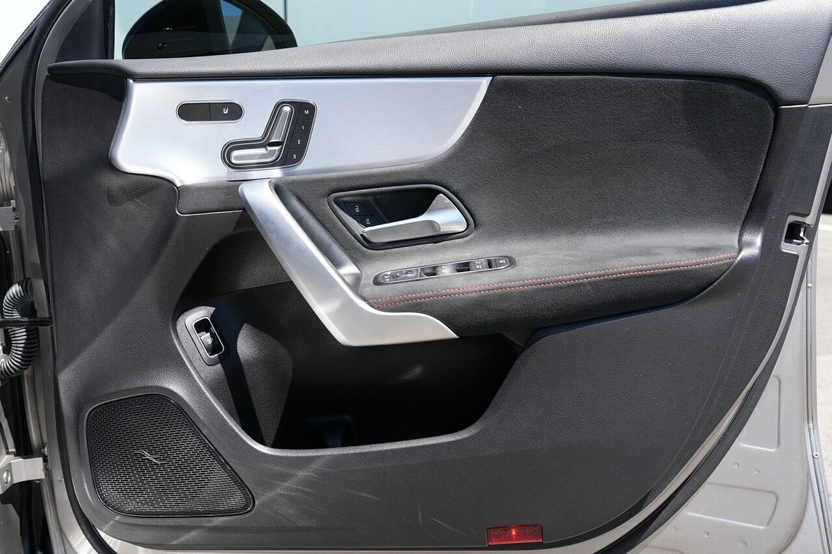2019 Mercedes-Benz A-Class A200 V177