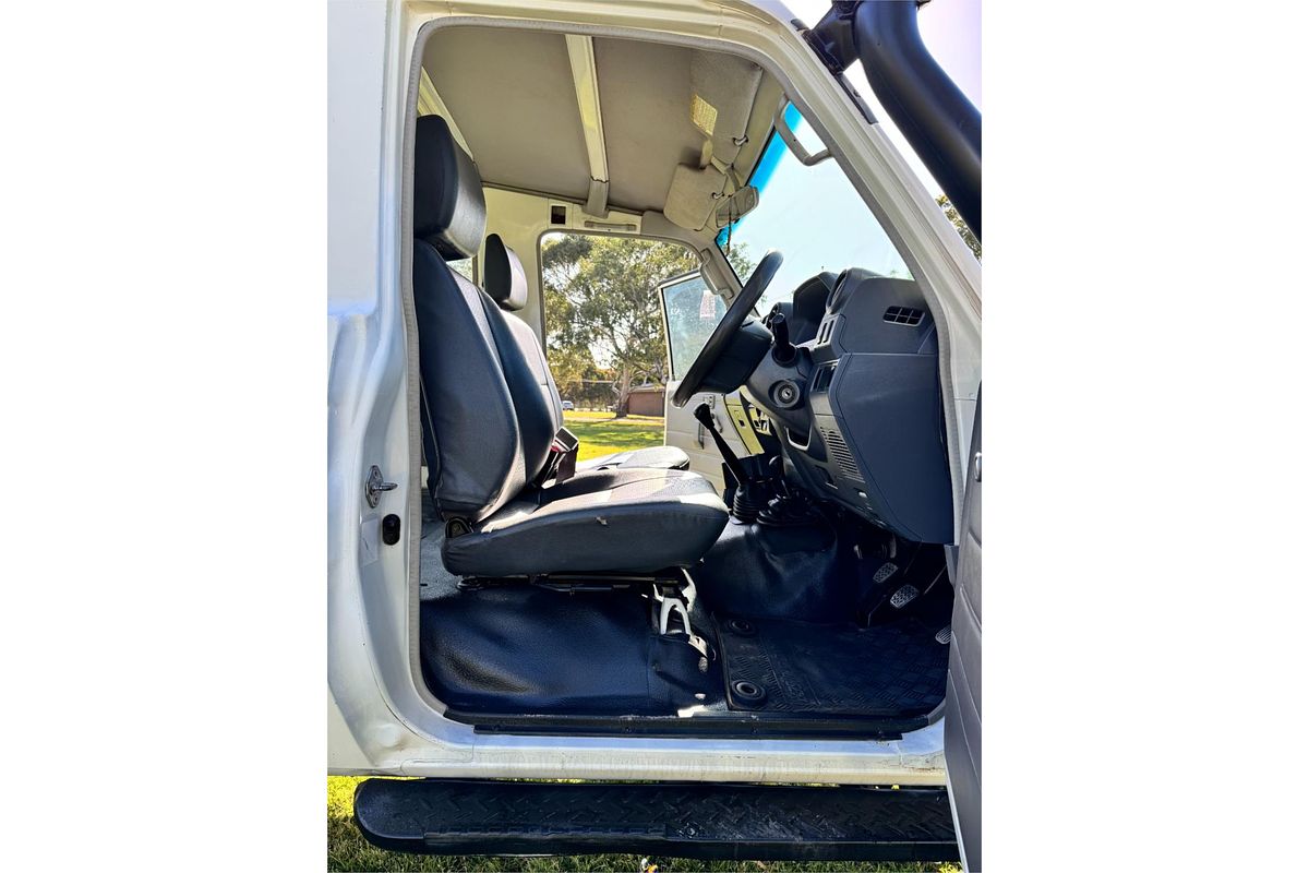 2013 Toyota Landcruiser WORKMATE (4x4) 11 SEAT VDJ78R MY12 UPDATE