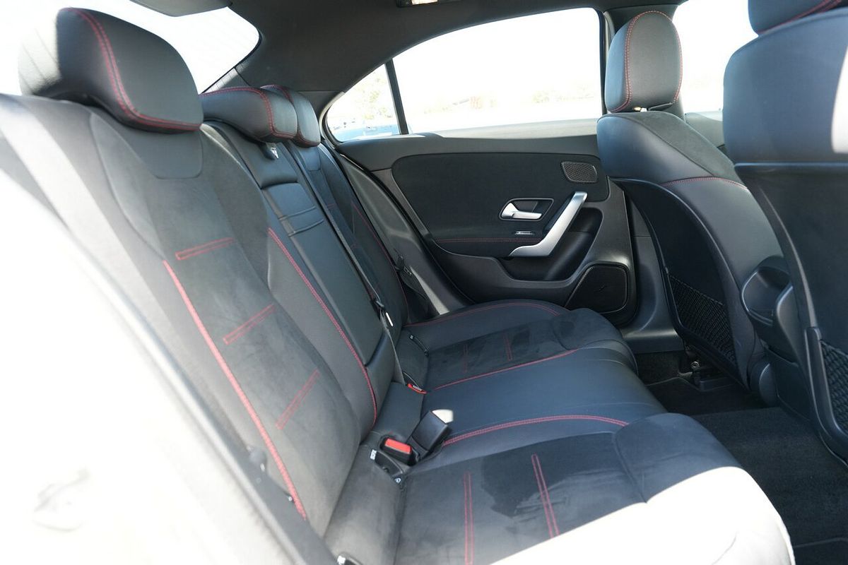 2019 Mercedes-Benz A-Class A200 V177