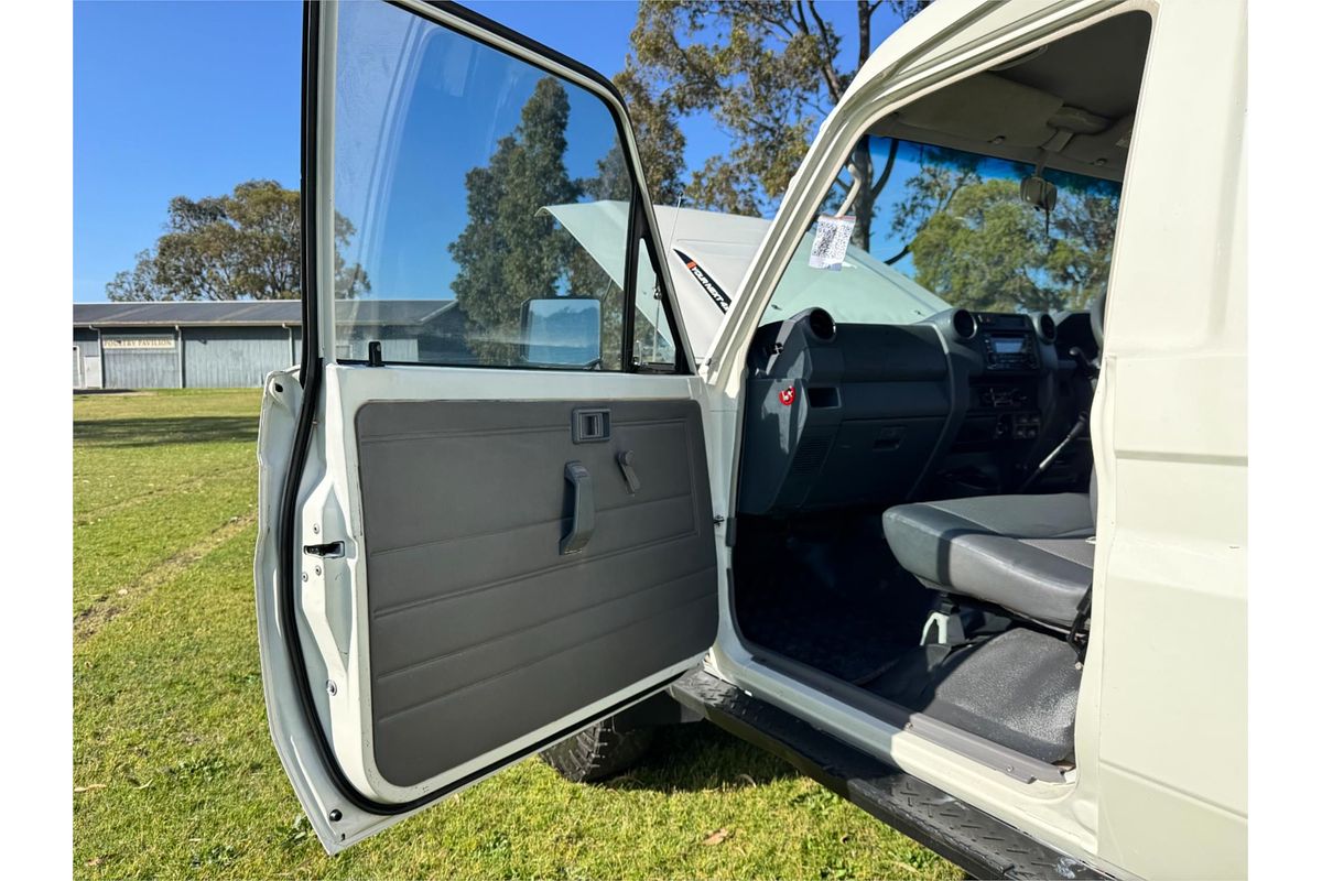 2013 Toyota Landcruiser WORKMATE (4x4) 11 SEAT VDJ78R MY12 UPDATE