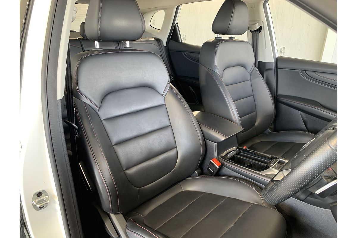 2021 MG HS Excite X SAS23