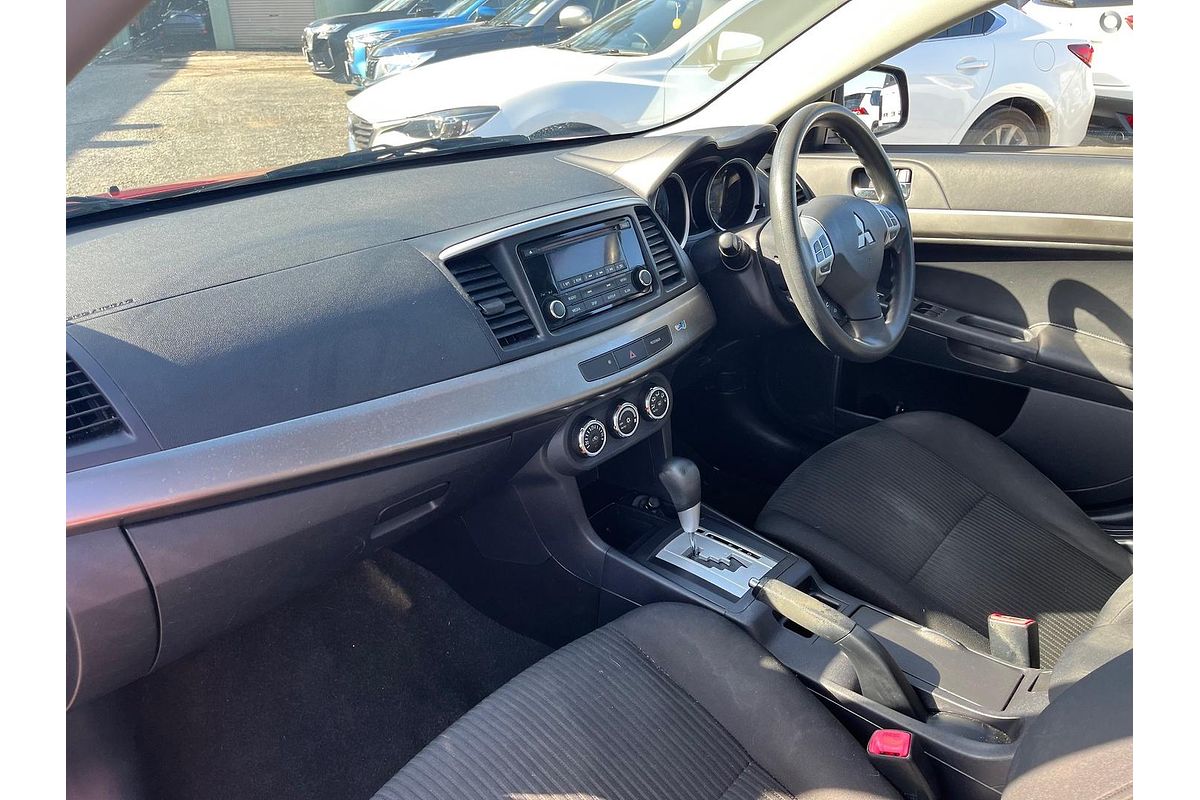 2014 Mitsubishi Lancer ES CJ