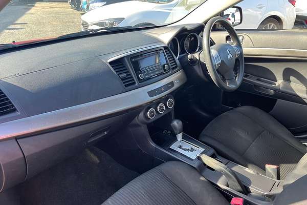 2014 Mitsubishi Lancer ES CJ