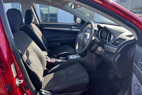 2014 Mitsubishi Lancer ES CJ
