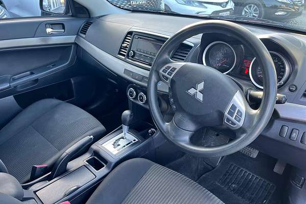 2014 Mitsubishi Lancer ES CJ