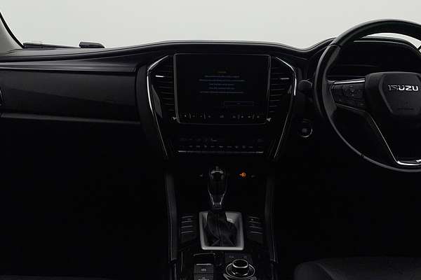 2021 Isuzu MU-X LS-T