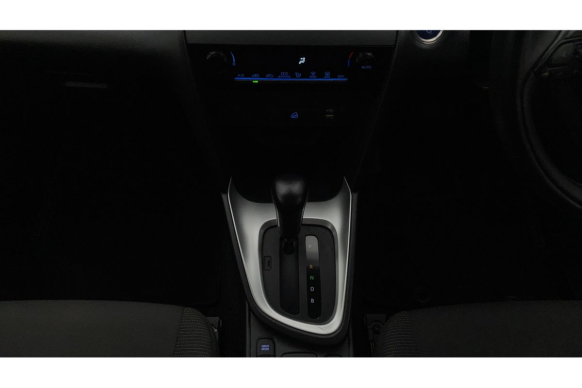 2022 Toyota YARIS CROSS GX HYBRID (AWD) MXPJ15R