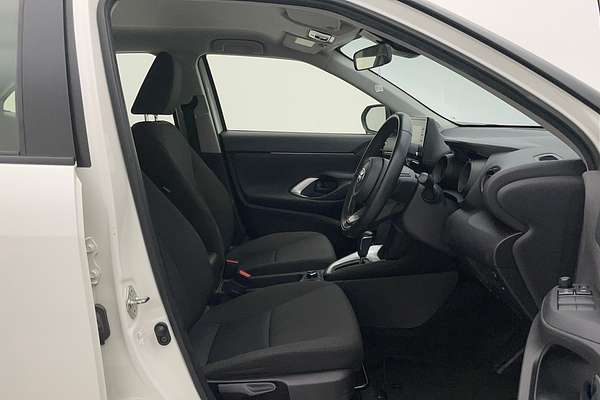2022 Toyota YARIS CROSS GX HYBRID (AWD) MXPJ15R