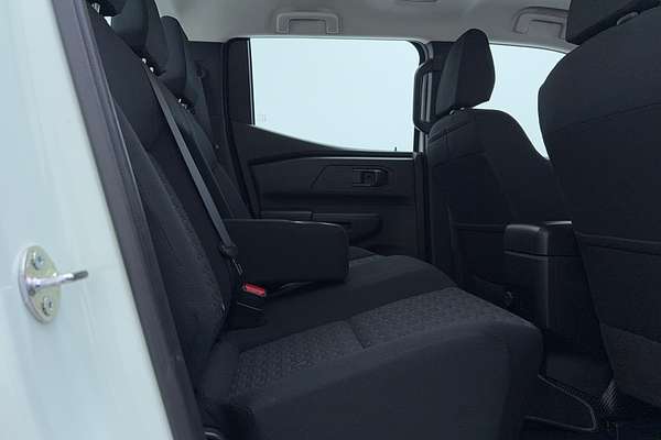 2024 Mitsubishi Triton GLX+ MV 4X4