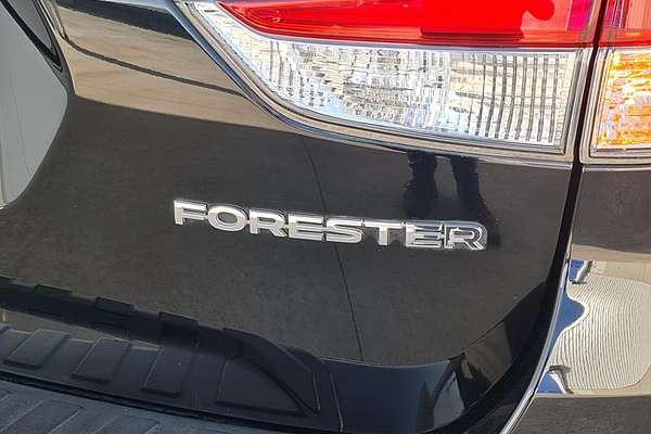 2019 Subaru Forester 2.5i-S S5