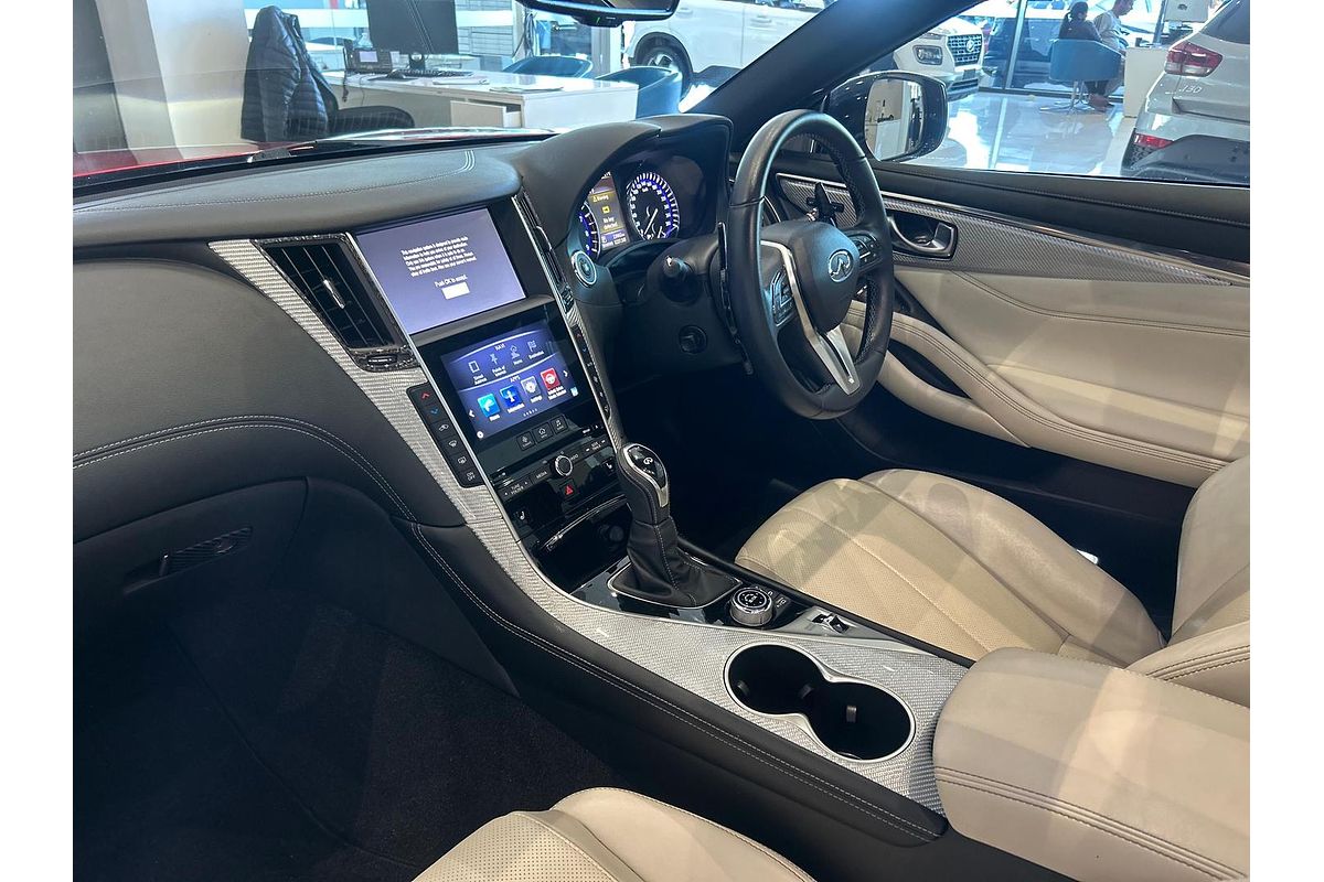 2019 INFINITI Q60 Red Sport V37