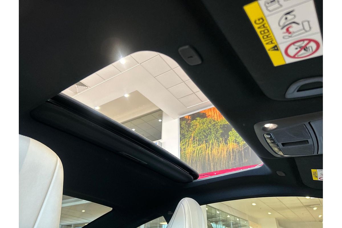 2019 INFINITI Q60 Red Sport V37