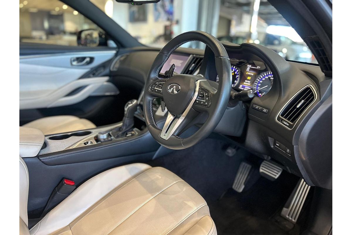 2019 INFINITI Q60 Red Sport V37