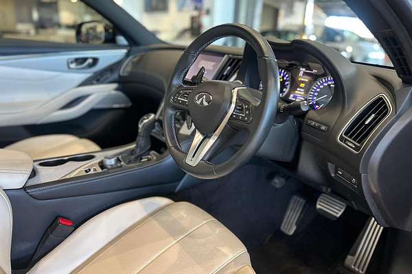 2019 INFINITI Q60 Red Sport V37