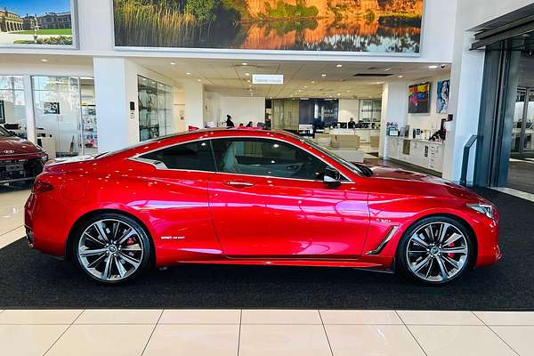 2019 INFINITI Q60 Red Sport V37