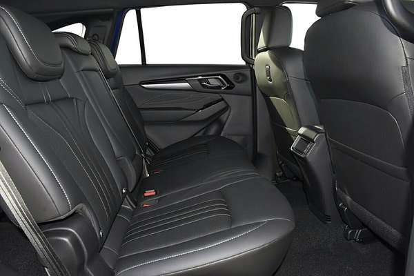 2025 Isuzu MU-X LS-T