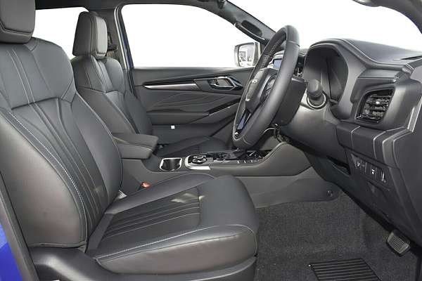 2025 Isuzu MU-X LS-T