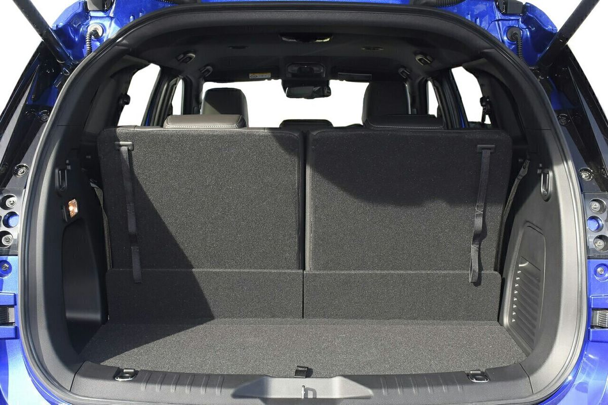 2025 Isuzu MU-X LS-T